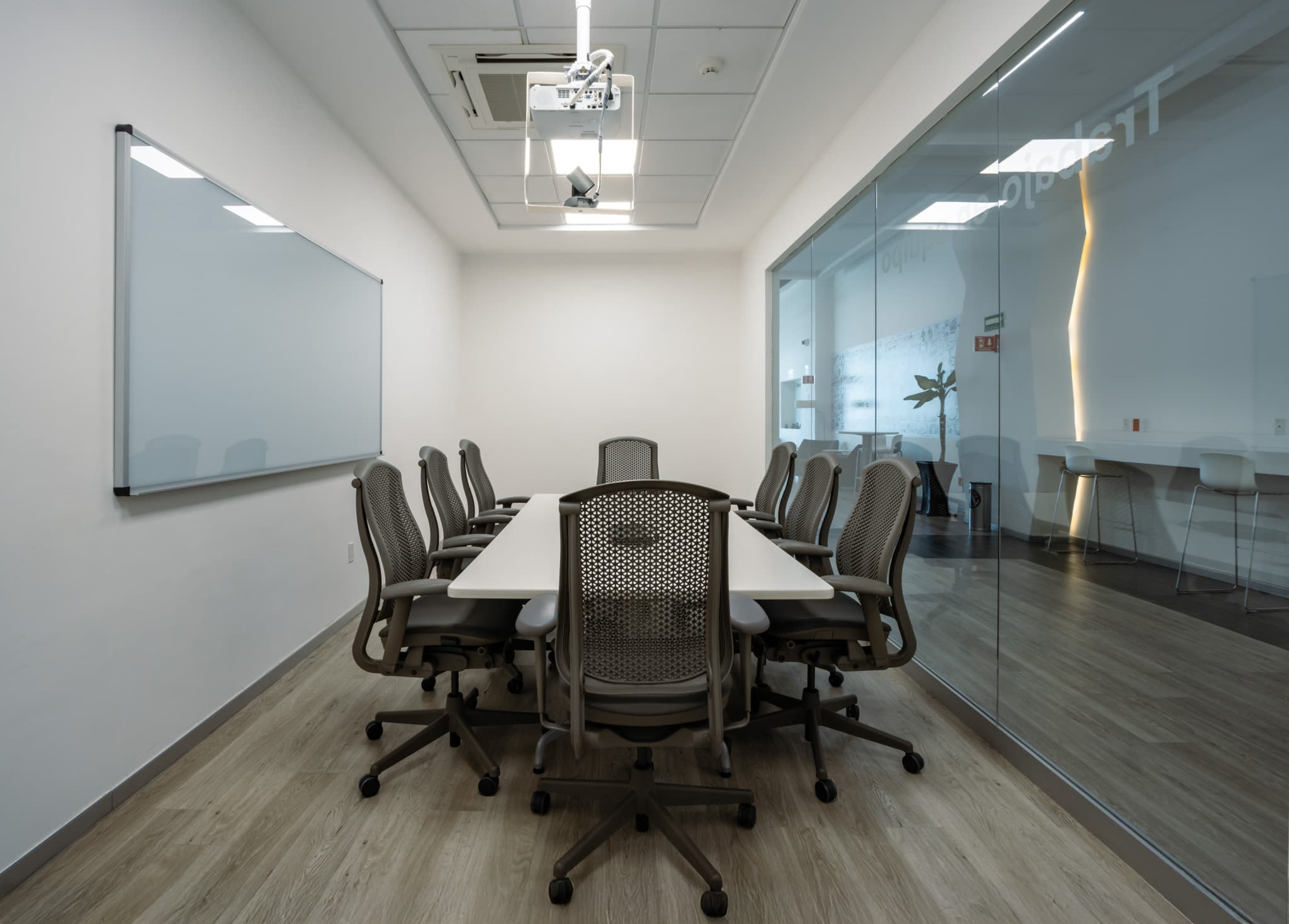 sala de juntas espacio connect las americas