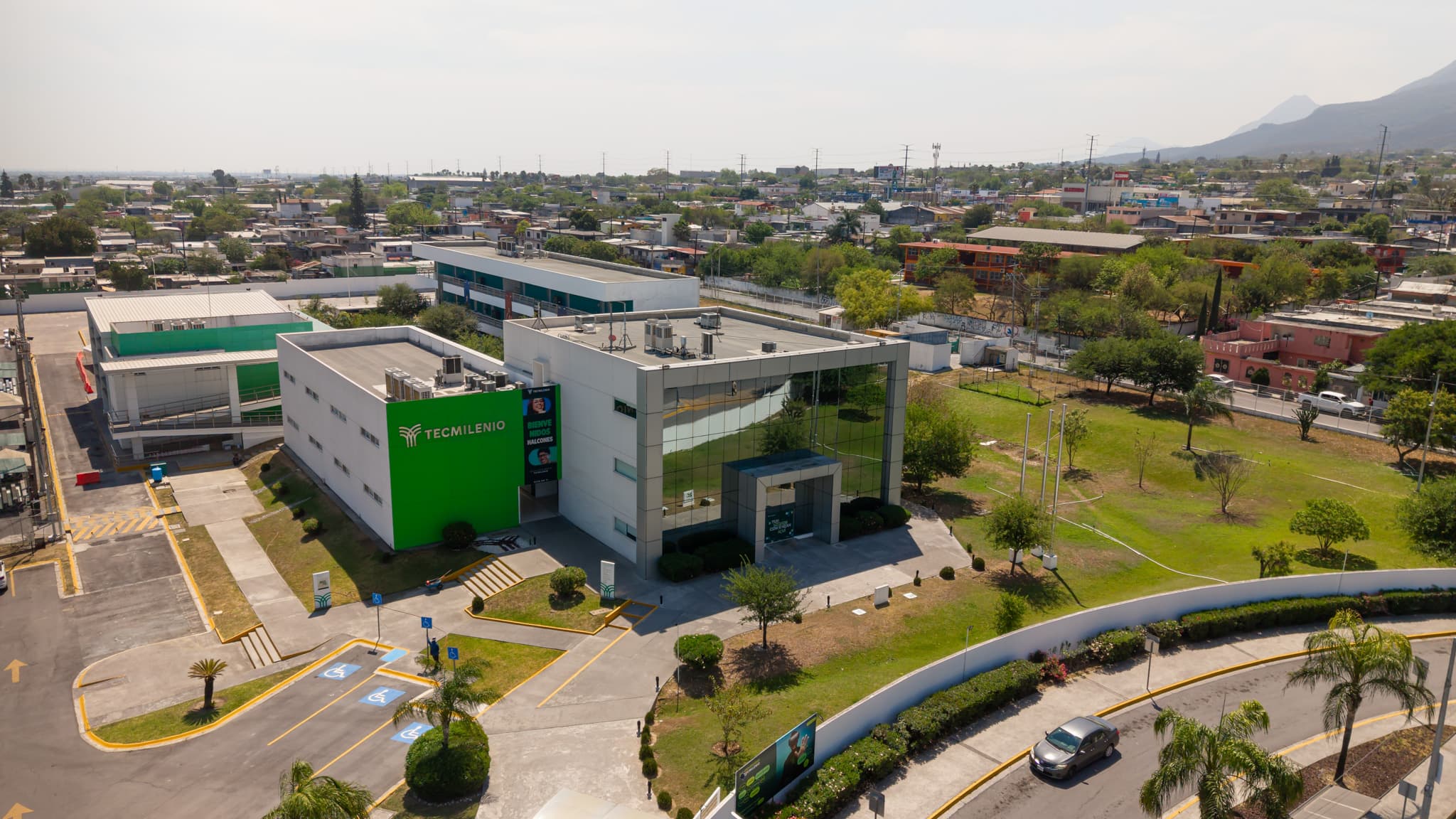 imagen con dron campus guadalupe