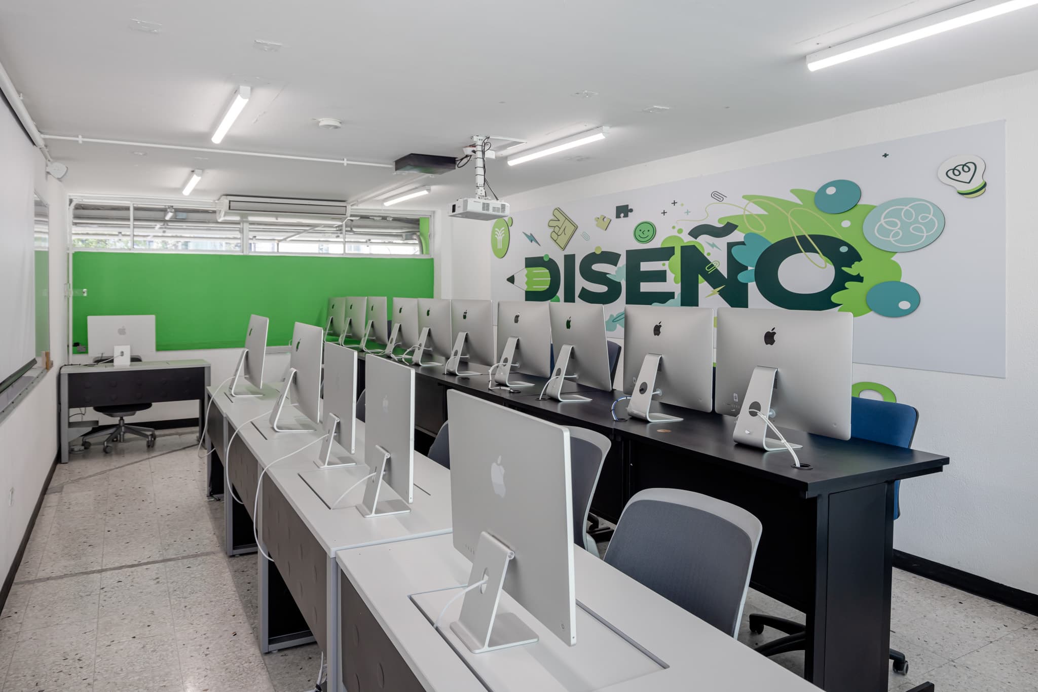 laboratorio mac campus san nicolas